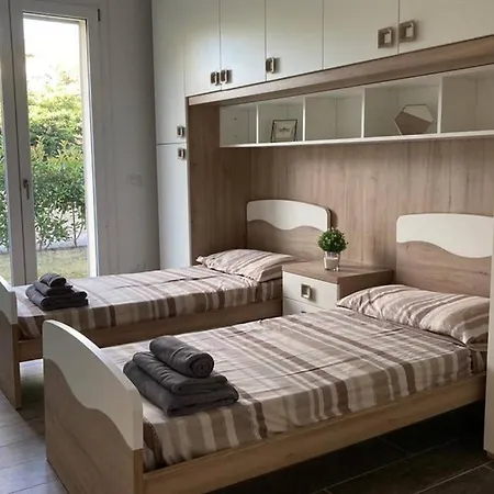 Silvia House Apartment *
