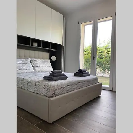 Silvia House * Lenno